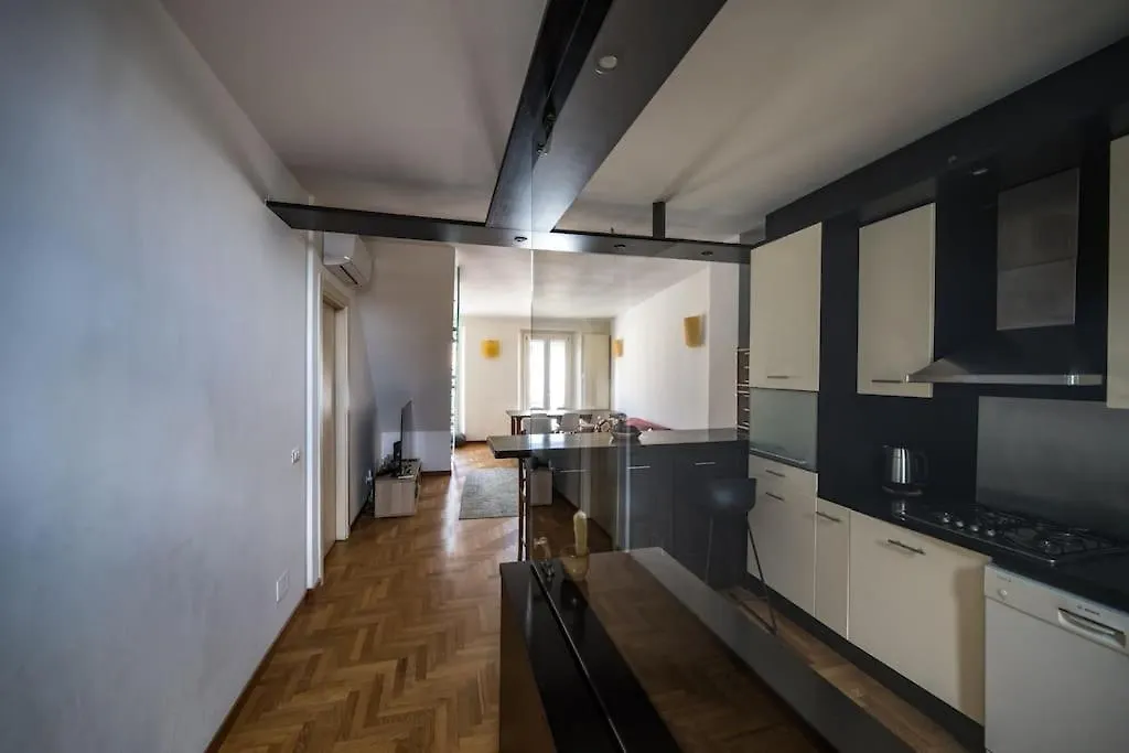 Wonderfull Two Floors Apartment Navigli Milan Italy