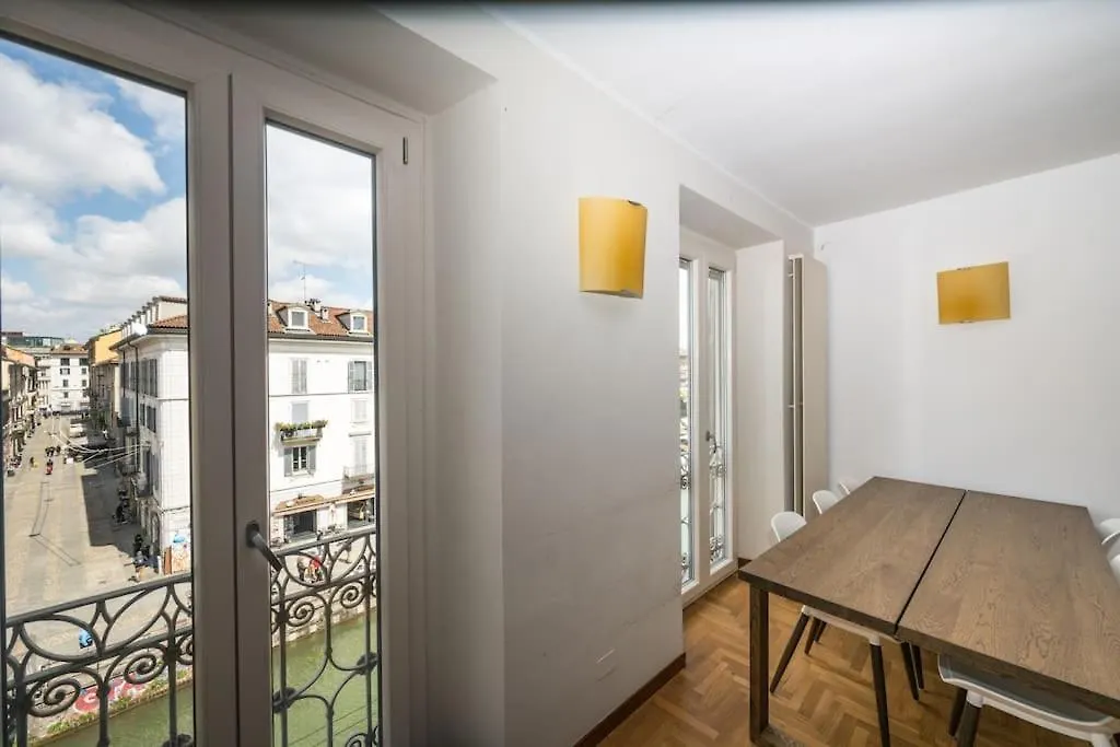 Wonderfull Two Floors Apartment Navigli Milan