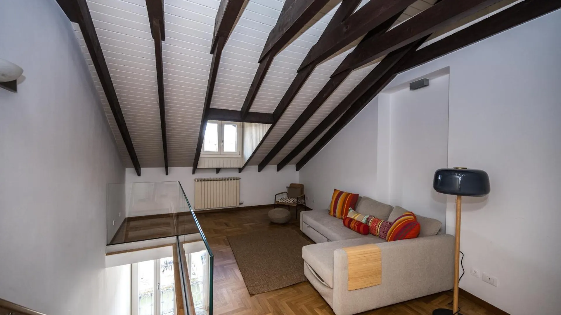 Wonderfull Two Floors Apartment Navigli Milan Italy
